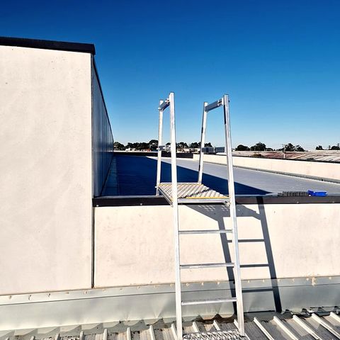 Height safety work at Ballarat Homemaker Centre